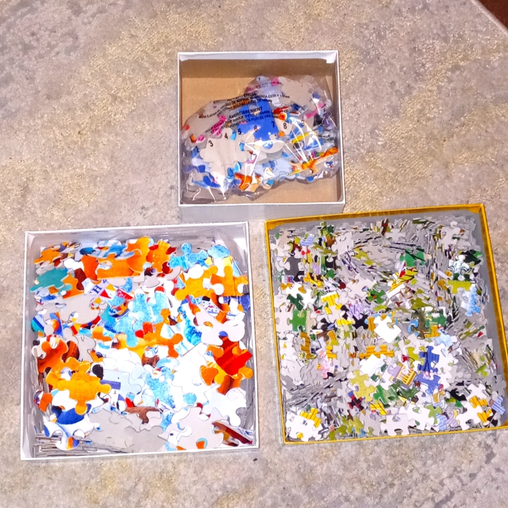 (3) Combo set of puzzles. **See pics** . @ buy the 2 & will send the 1000 piece. - Picture 2 of 11